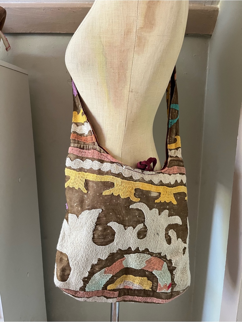 Artisan Embroidered Hobo Bag in Brown and Cream